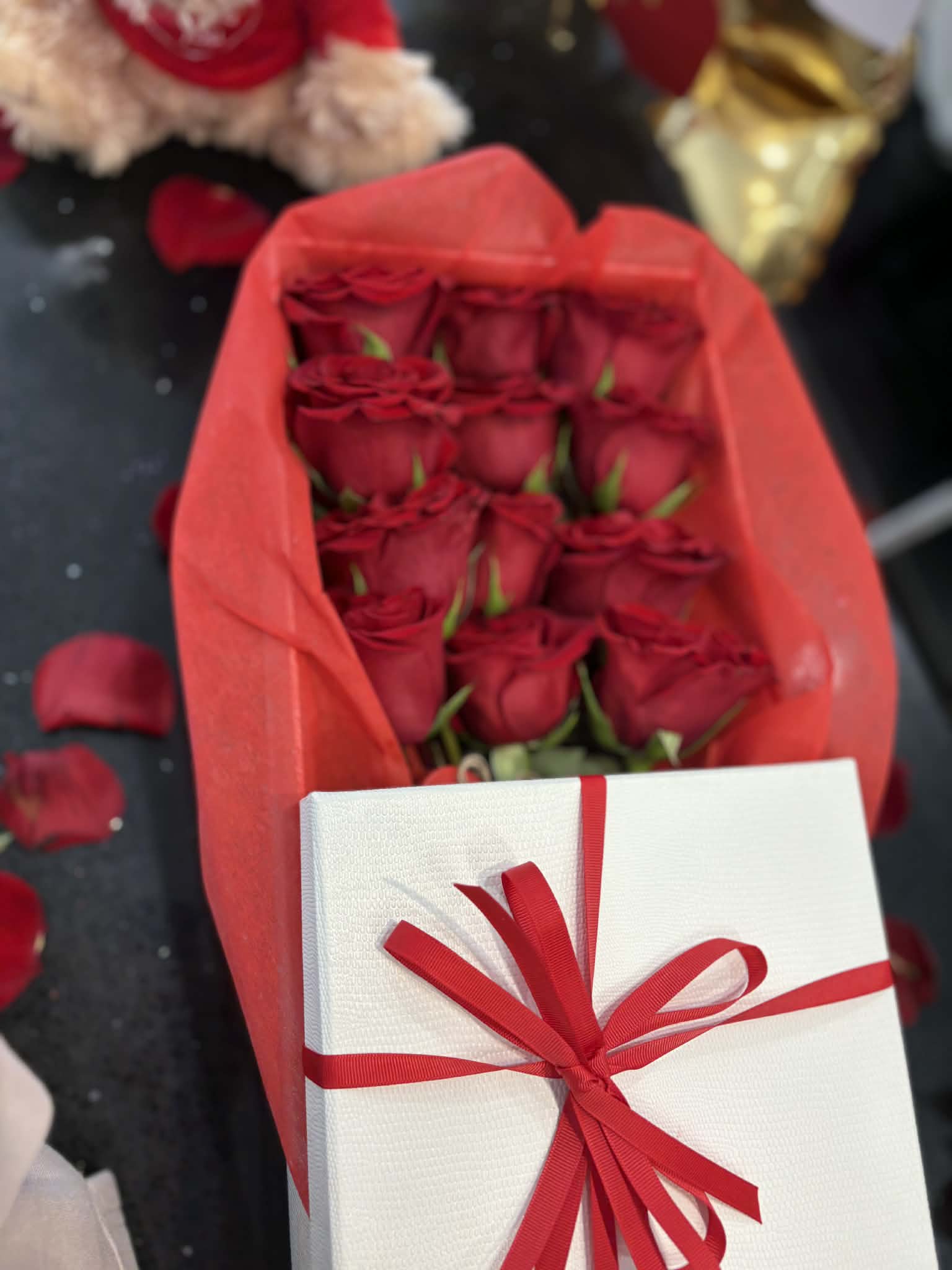 A dozen of love